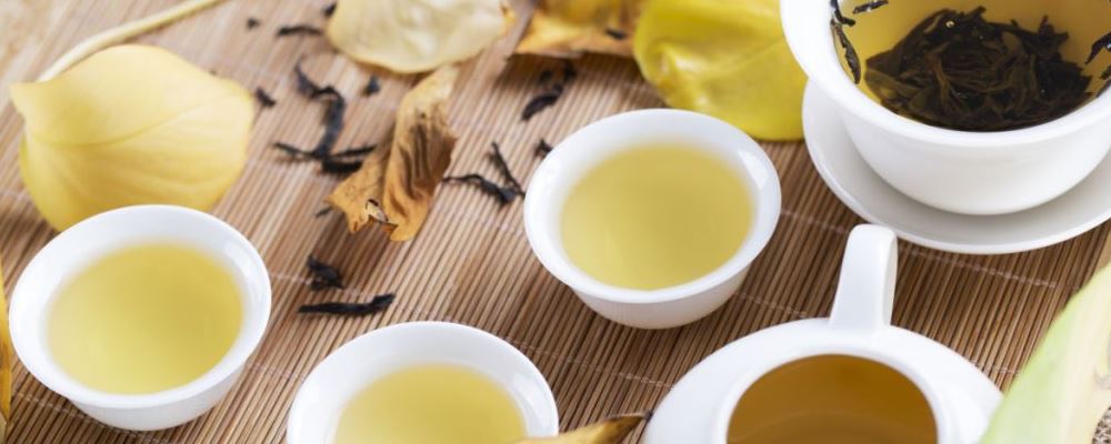 女人喝茶有讲究 特殊时期应慎重