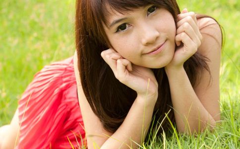 美容养颜促消化 女人喝红酒有这些好处