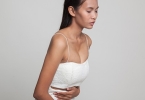 女性右下腹疼痛可能是妇科炎症