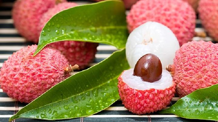 感冒喉咙痛吃什么水果？嗓子痛吃什么可以缓解？