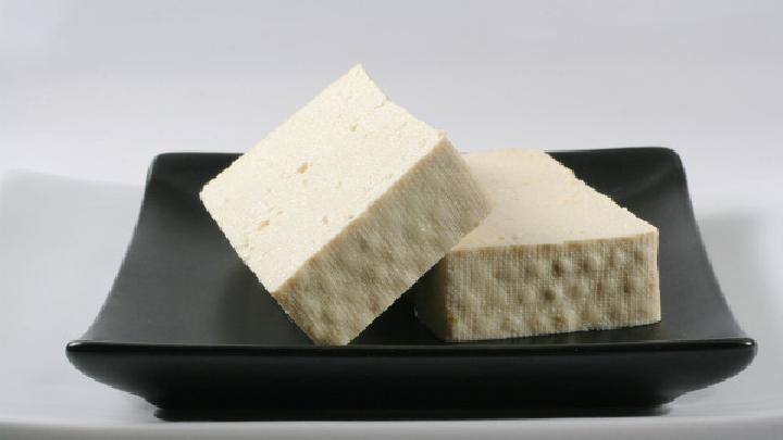 更年期吃什么保健品?更年期日常饮食养生需要注意什么?