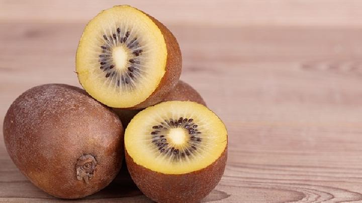 女人更年期年龄是多少？女人更年期养生保健要注意什么？