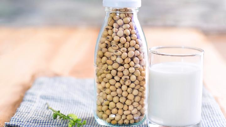 更年期吃什么保健品？更年期女性应选择的保健品