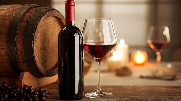 便秘是什么原因引起的?治疗便秘的食疗方法是什么?