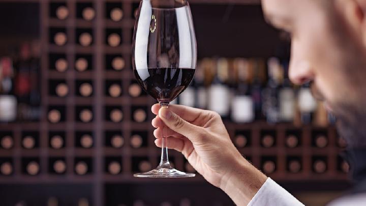 感冒喉咙痛吃什么水果？嗓子痛吃什么可以缓解？