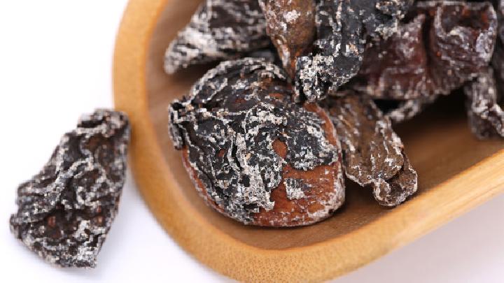 钙片什么时候吃补钙效果最好？最适合吃钙片的时间？