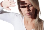 女性外阴瘙痒可以用盐水清洗吗? 女性晚上阴道瘙痒为什么更严重?