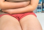 女性生殖器感染怎么应对 女性易感染的危险期是什么时候