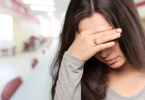 女性如何减少皱纹、延缓衰老，抗衰老从这件事做起