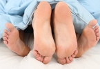 在过夫妻性生活时要不要说话？ 说点什么能激起对方的兴致？