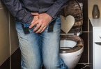 美女看多了会引发男性阳痿？分床睡有助于提高性生活质量