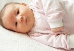 婴儿惊厥该如何治疗？哪些药物可以治疗宝宝惊厥？