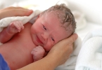 孩子营养不良 手脚居然会发生这特征