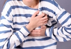 胸膜粘连疼死了怎么办