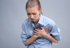 乳房保健：7大动作防止乳房下垂