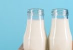 牛奶选购秘籍：避开这三个字，再便宜也不上当！