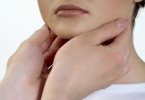 只有促甲状腺激素高，其他都正常吗？