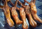 来看看酱鸭舌的两种美味做法