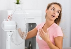 女性出很多汗是什么原因