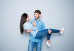 40岁夫妻多久一次生活正常呢？数据显示：多数人在这个频率！