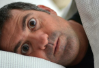 老人整夜睡不着觉是什么病？常见疾病类型需及时诊断