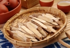男人吃黄芪的最佳时间（增强体力恢复更快）