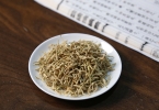 金银花与菊花泡水：开启健康养生新体验