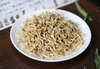 金银花的功效与作用：天然的健康守护者