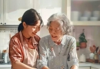 70岁老人身上有异味是什么原因