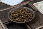 猛撞18黄芩片作用的功能与主治有哪些？（附推荐使用人群与治疗周期）