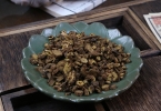 猛撞18黄芩片作用与功能主治是什么？（对症使用指南及注意事项）