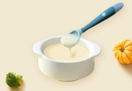 宝宝不爱吃辅食是何原因换一套漂亮的厨具管用吗