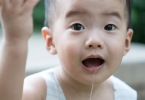 两岁孩子流口水的原因