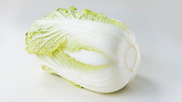 白菜再次成为关注对象！医生告诫：吃白菜时，一定要多注意这3点