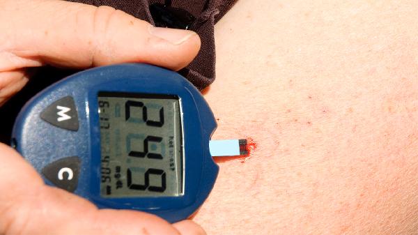 天天运动，血糖不降反升？糖尿病锻炼，请留意避免这些误区