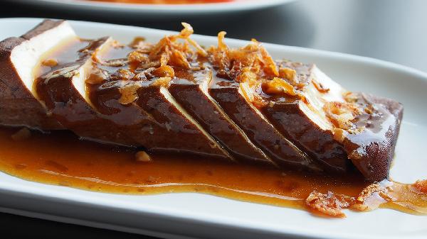 豆腐焯水是用冷水还是热水