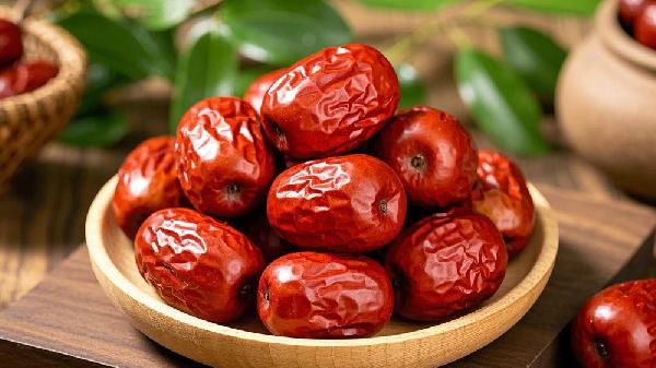 红枣红糖补血不靠谱？中医提醒：这3种食物才是真正的补血佳品