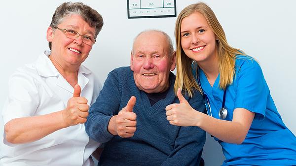 中老年人，可放心吃的8种零食，常吃一点，腿脚有劲营养好！