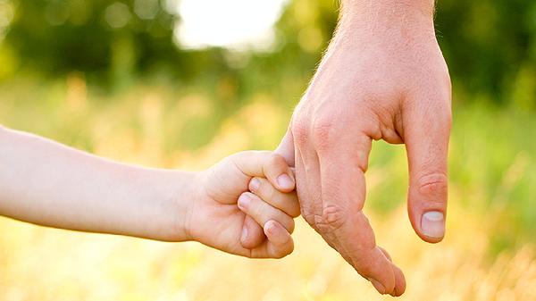 子女年过四十仍单身，往往暴露了原生家庭的3个问题