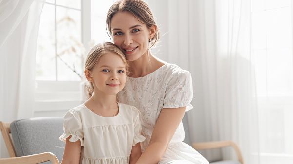 女生来姨妈了怎么缓解疼痛