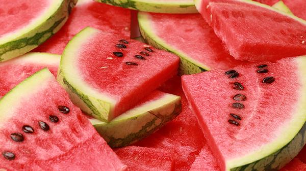 糖尿病不能吃西瓜？医生含泪苦劝：不想血糖失控，少吃这7种水果