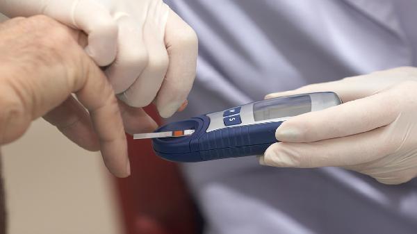 医生发现：能活到80岁的糖尿病患者，大多在60岁，就不做这6事了