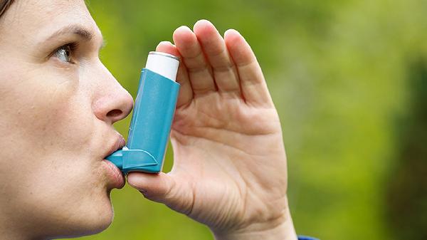 医生告诫：能活到80岁的哮喘病患者，大多在55岁，就不做这4事了