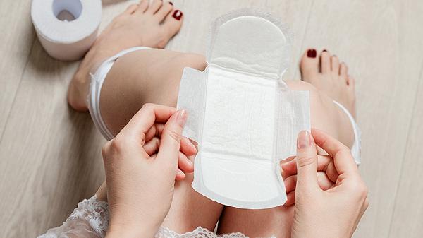 大姨妈推迟小肚子坠痛怎么办