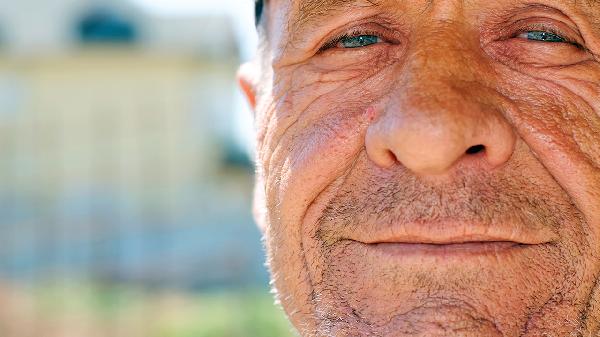 老人晚年能吃是福？医生：饭量和长寿确实有关，可惜多数人不会吃