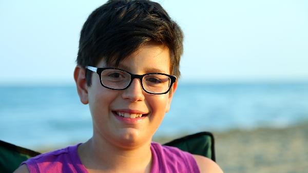 黄疸患儿的眼睛为什么会发黄