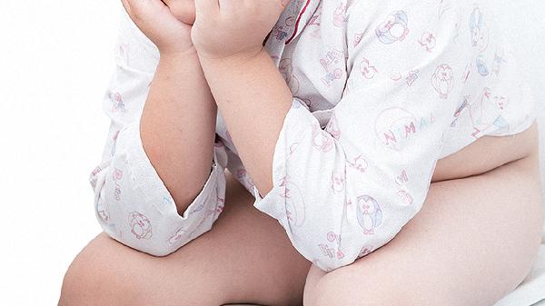 孩子便秘吃什么蔬菜和水果好呢