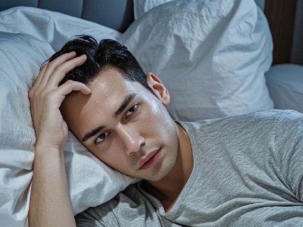 头出汗多是什么病症