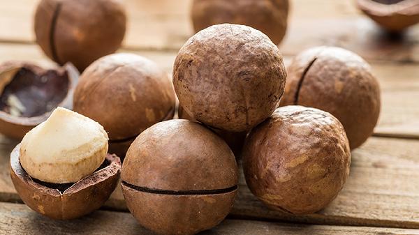 这几种坚果正偷偷伤害你的血管！医生提醒：男女老少，都该少吃