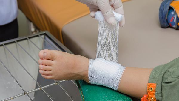 脚踝骨折小腿肌肉萎缩多久可以恢复